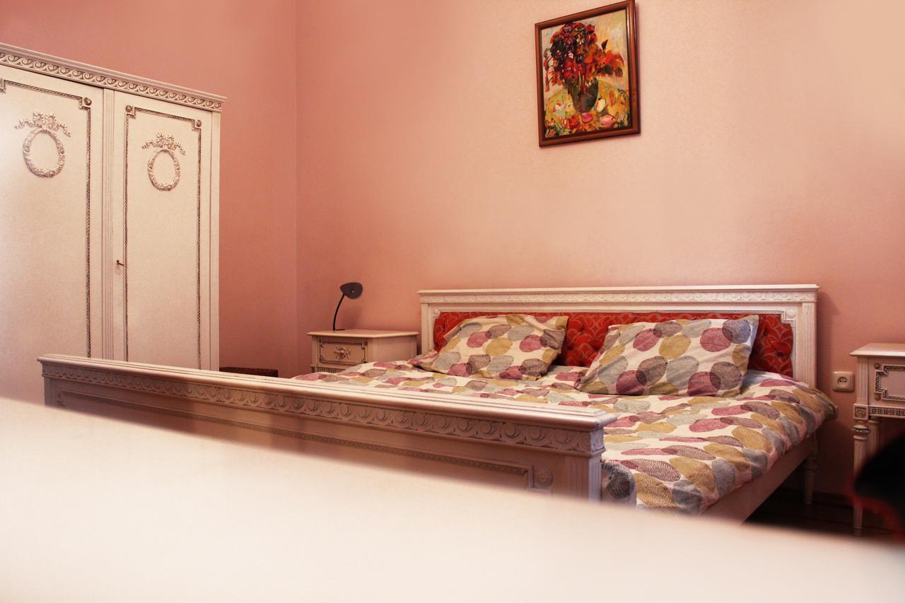 Vivid 2 Bedroom Apt. 耶烈万 外观 照片